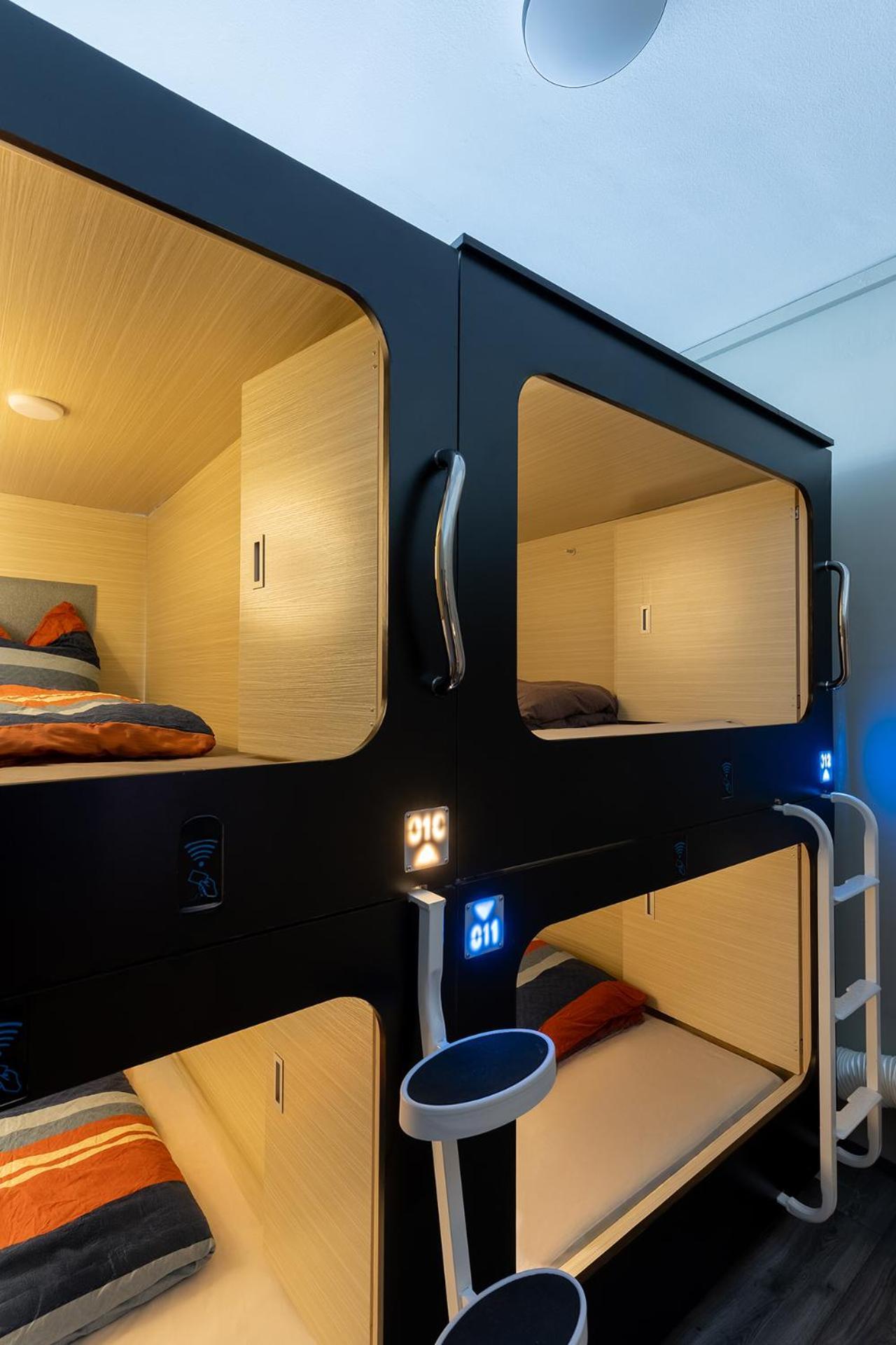 Mue Cubes Hotel Gundelfingen  Bagian luar foto