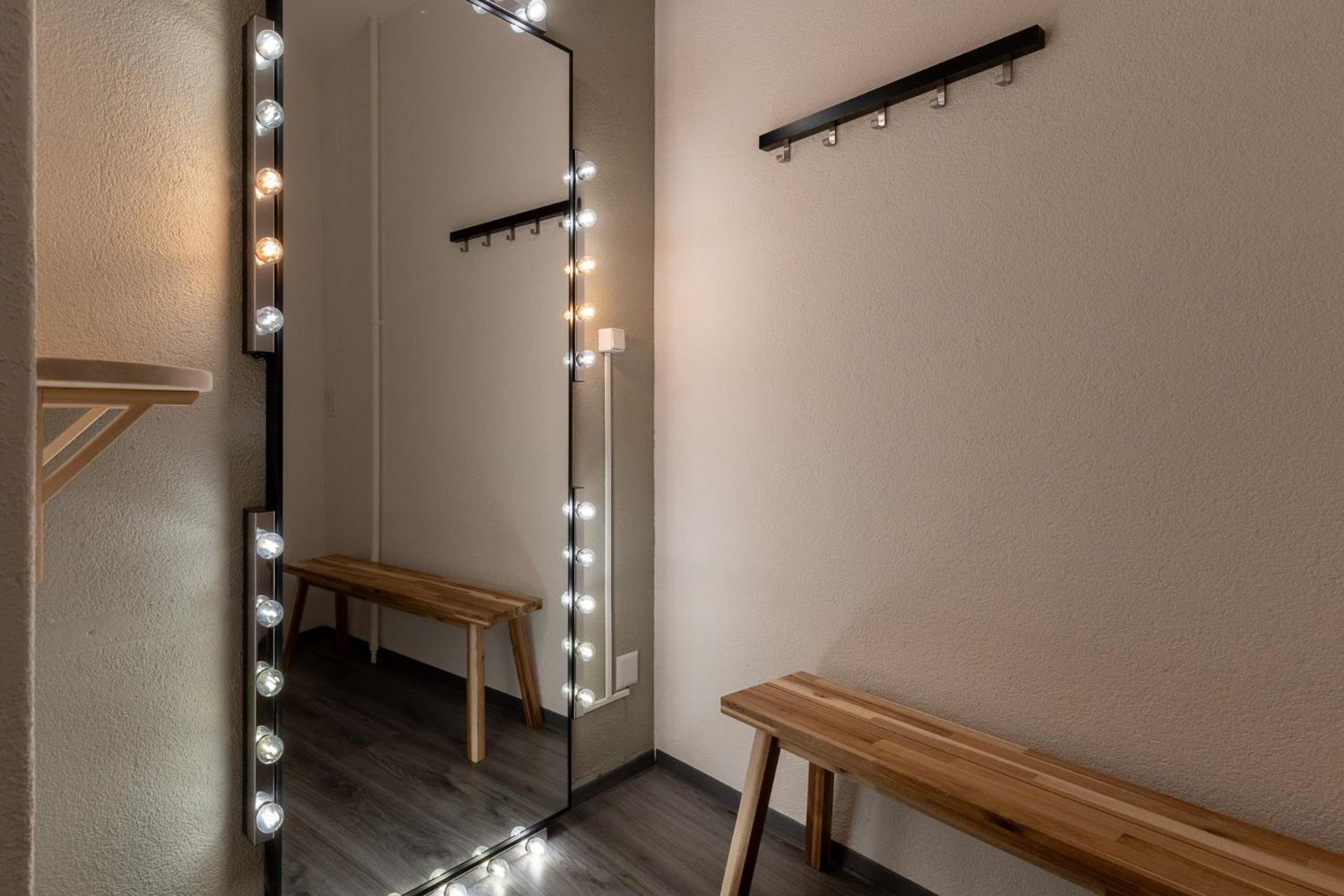 Mue Cubes Hotel Gundelfingen  Bagian luar foto